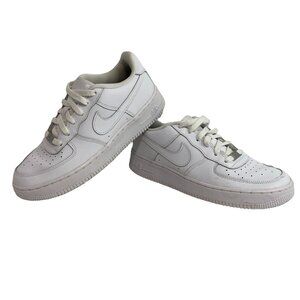 Nike Air Force 1 Triple White Shoes DH2920-111 Boys Size 7Y 2020